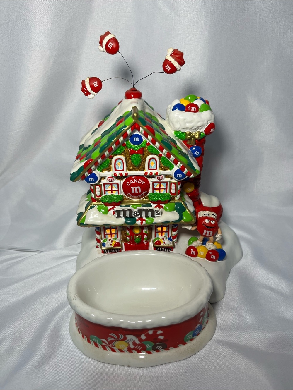 Department 56 M&M’s Christmas Candy Shoppe Lighted House & Candy Dish
